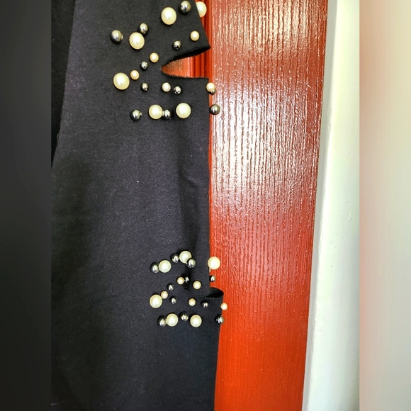 Black sweatshirt-type top with cut-outs on arms size 2XL - Picture 2 of 5